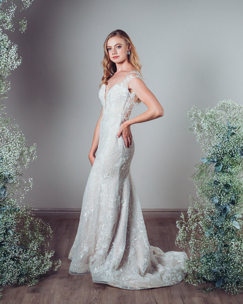 Wedding Dress: Nadine