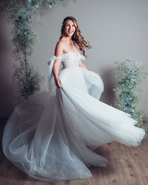 Wedding Dress: Melissa