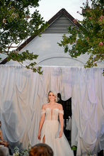 Load image into Gallery viewer, Stefani
