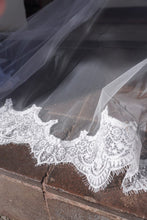 Load image into Gallery viewer, Juliette Veil
