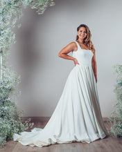 Load image into Gallery viewer, Wedding Dress: Ivy
