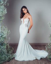 Load image into Gallery viewer, Wedding Dress; Maya
